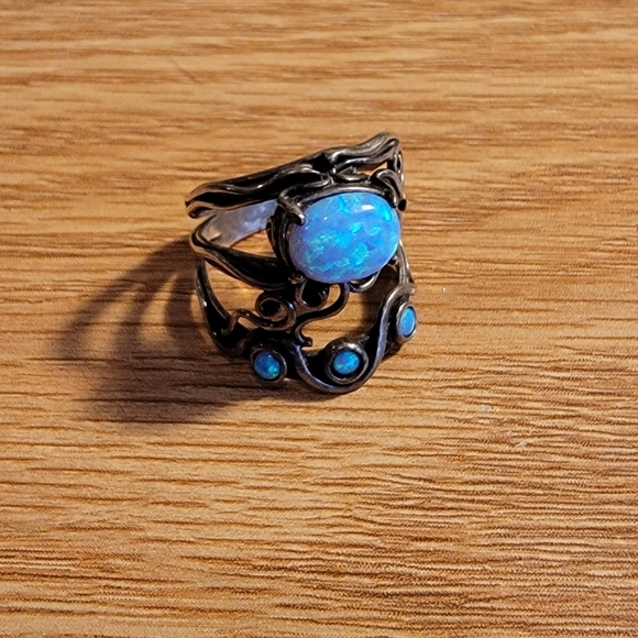 Sterling silver opal ring - Picture 1 of 3